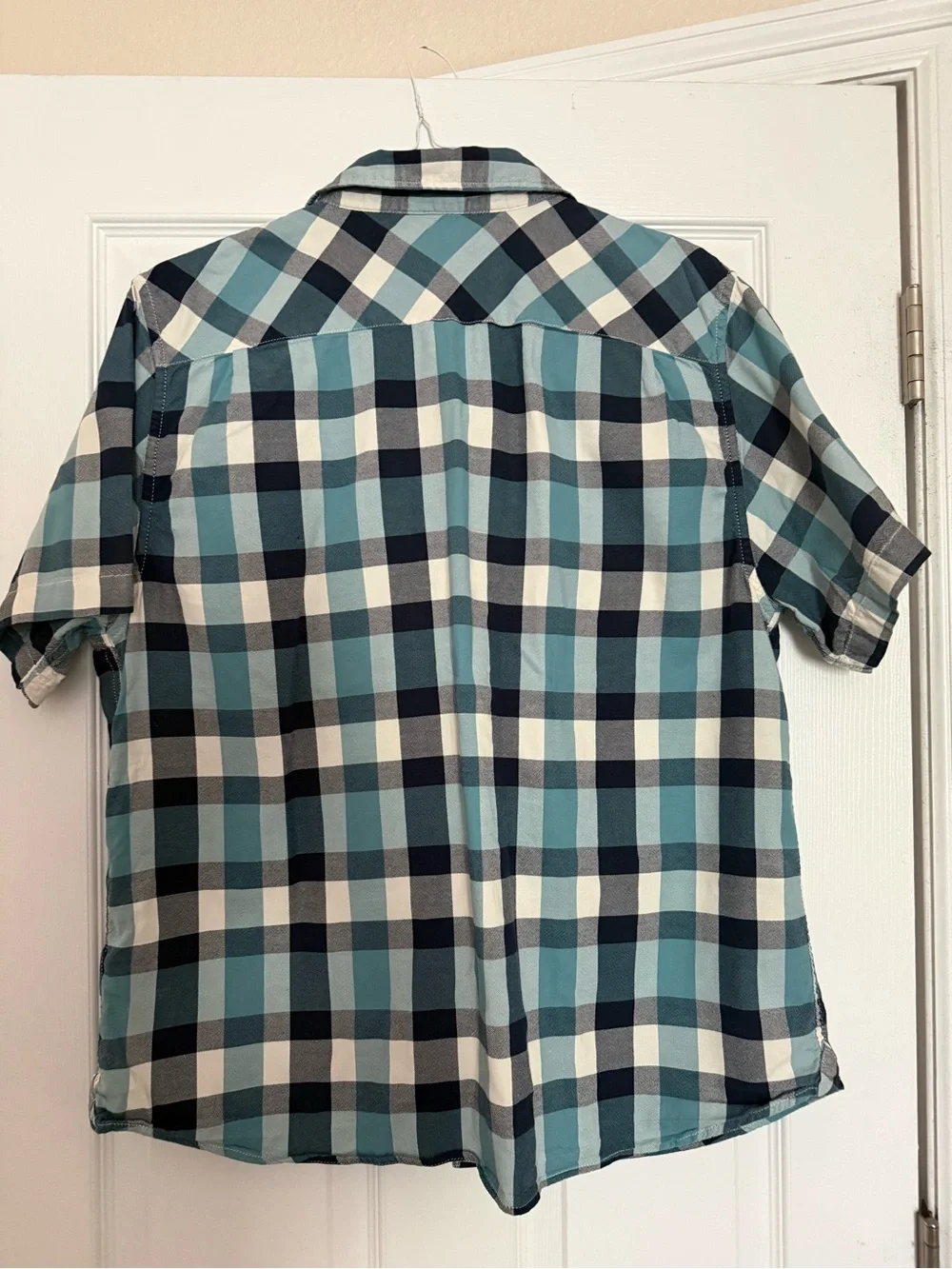 The North Face mens short sleeve shirt. XL.